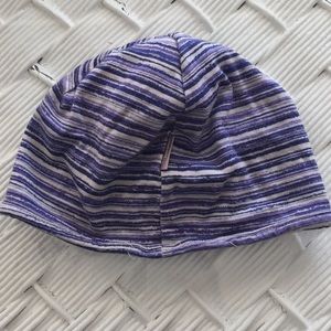 Icebreaker merino wool reversible winter hat